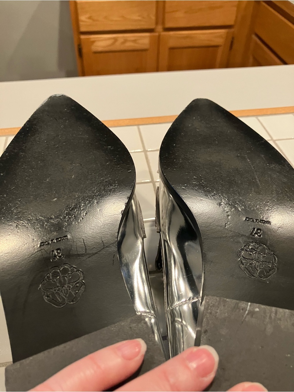 Alexander McQueen Silver Pointed Studded Fringe Loafers - Picture 3 of 9